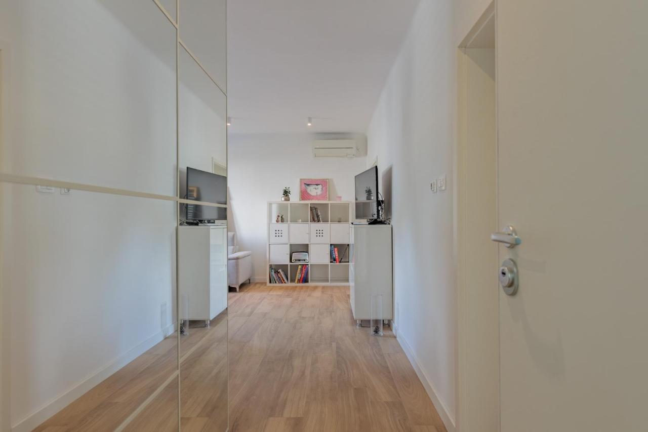 Apartment A&e *